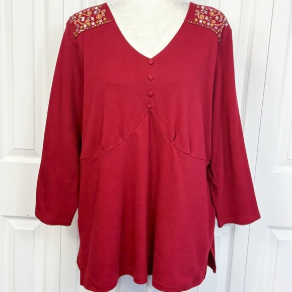 NWT Reference Point Berry Red Beaded Empire Waist 3/4 Sleeve Top 1X - Picture 1 of 16